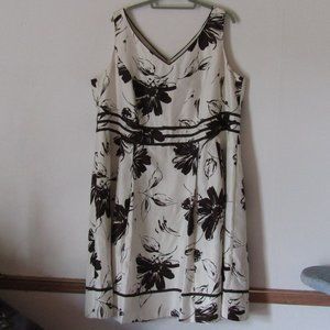 Positive Attitude Brown and White Dress Size 20W